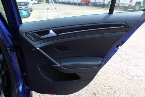 2016 Volkswagen Golf R 4Motion