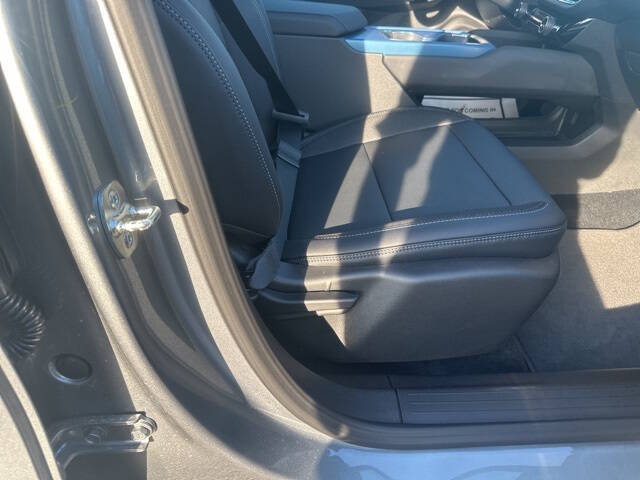 2026 Chevrolet Equinox EV LT 2