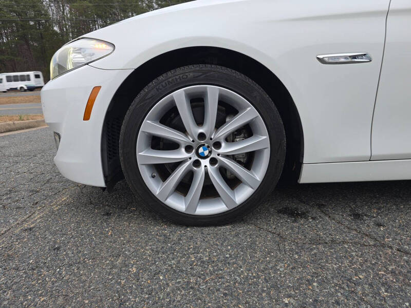 2011 BMW 5 Series 535i
