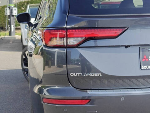 2025 Mitsubishi Outlander PHEV SEL
