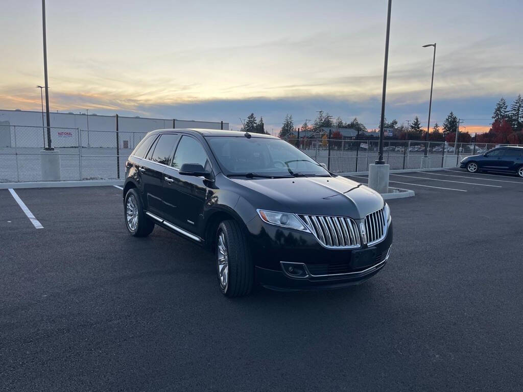 2013 Lincoln MKX for sale at The Price King Auto in LAKEWOOD, WA