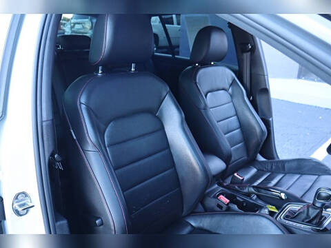 2021 Volkswagen Golf GTI Autobahn