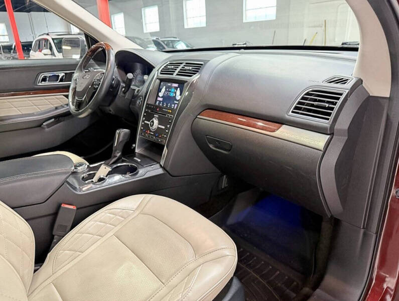 2018 Ford Explorer Platinum