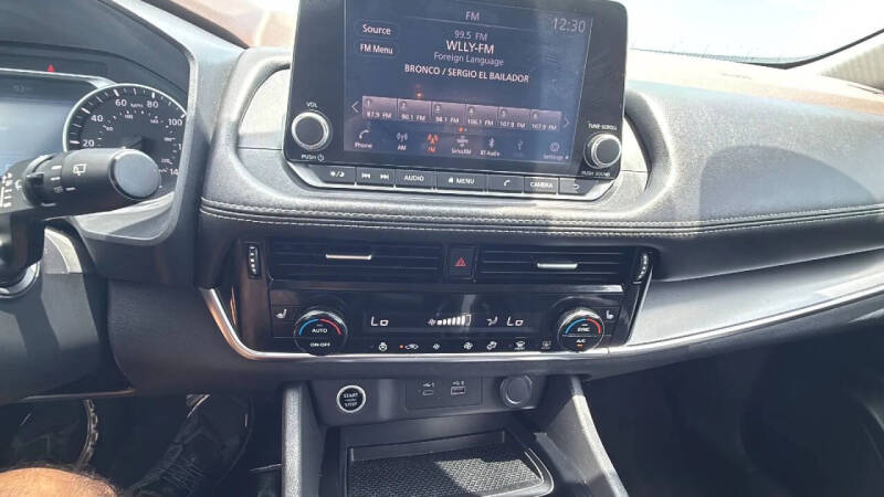 2022 Nissan Rogue SV