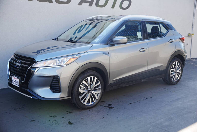 2024 Nissan Kicks SV