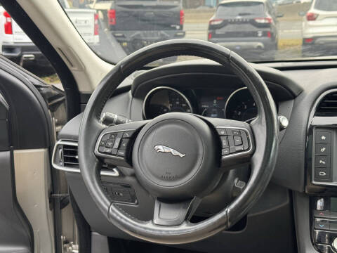 2017 Jaguar F-PACE 35t Premium