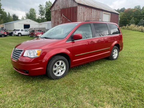 2009 Chrysler Town and Country for sale at Dave's Auto & Truck in Campbellsport WI