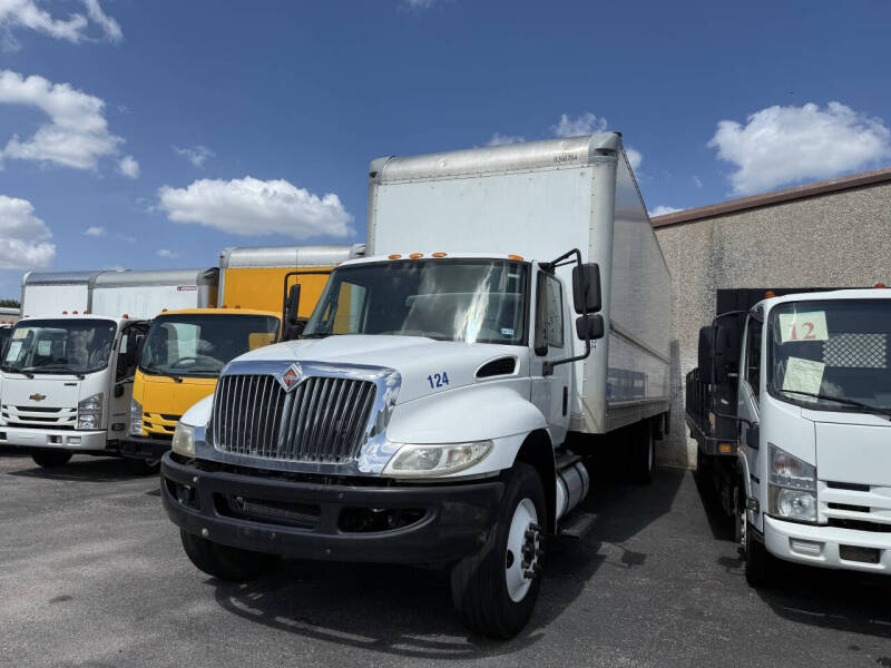 2018 International DuraStar 4300