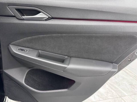 2024 Volkswagen Golf GTI S