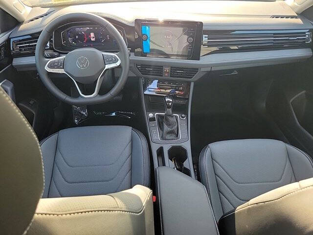 2025 Volkswagen Jetta SEL