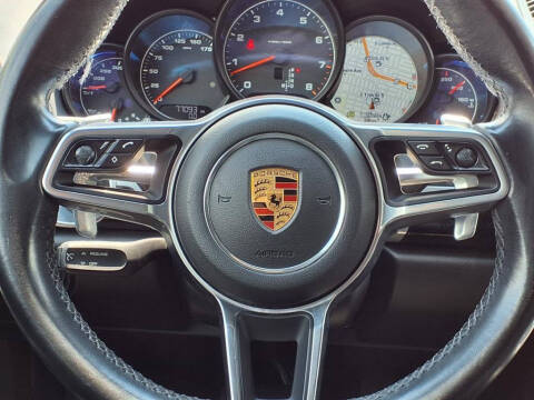 2017 Porsche Cayenne Platinum Edition