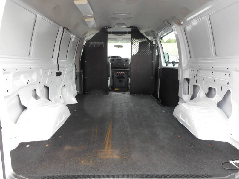 2009 Ford E-Series E-350 SD