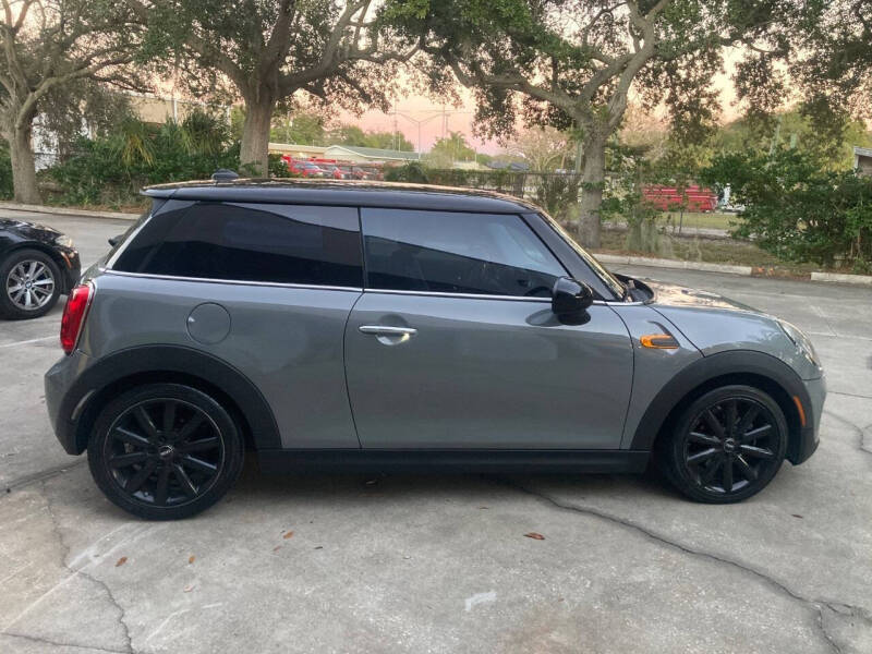 2017 MINI Hardtop 2 Door Cooper
