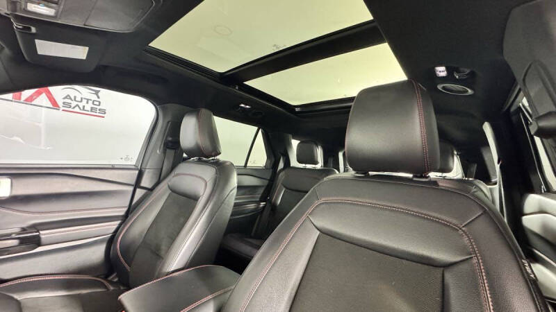 2023 Ford Explorer ST-Line