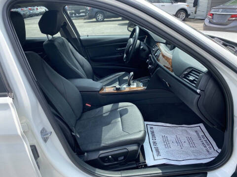 2014 BMW 3 Series 320i xDrive