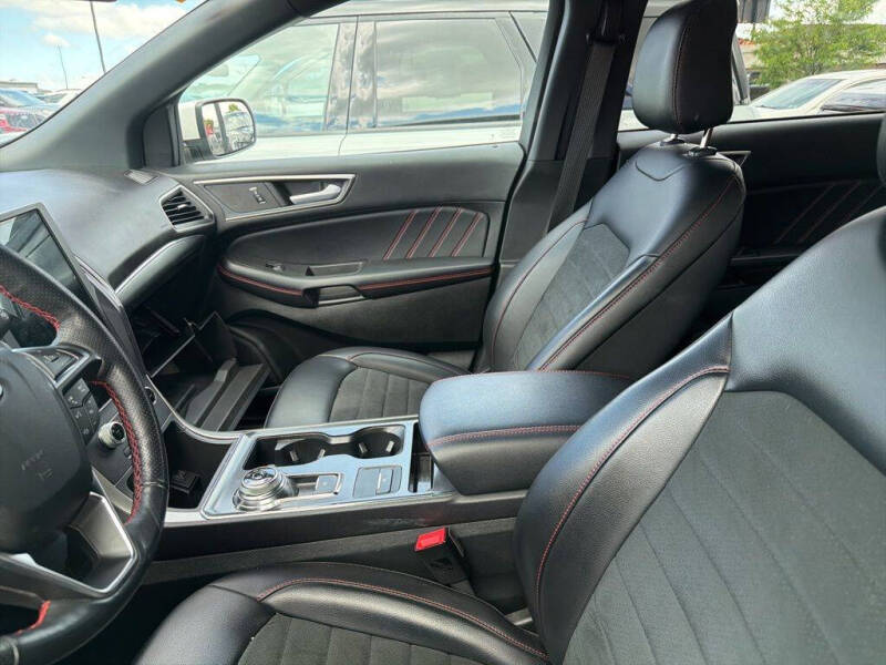 2022 Ford Edge ST-Line