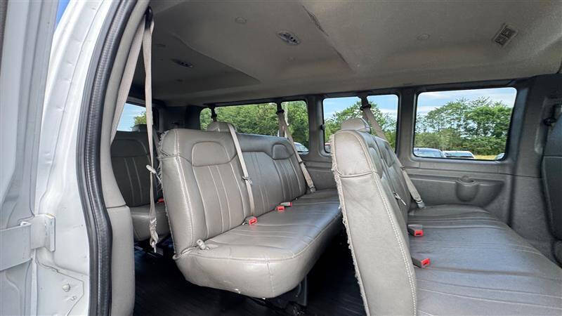 2017 Chevrolet Express LS 3500