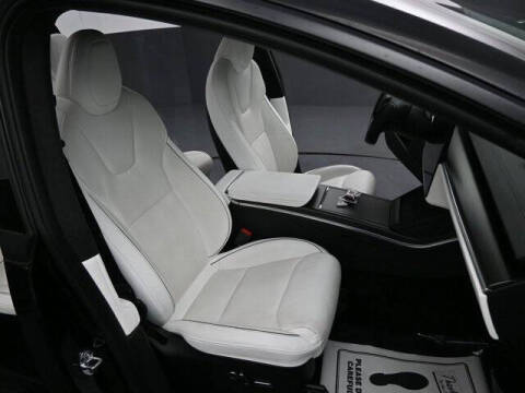 2022 Tesla Model X Plaid