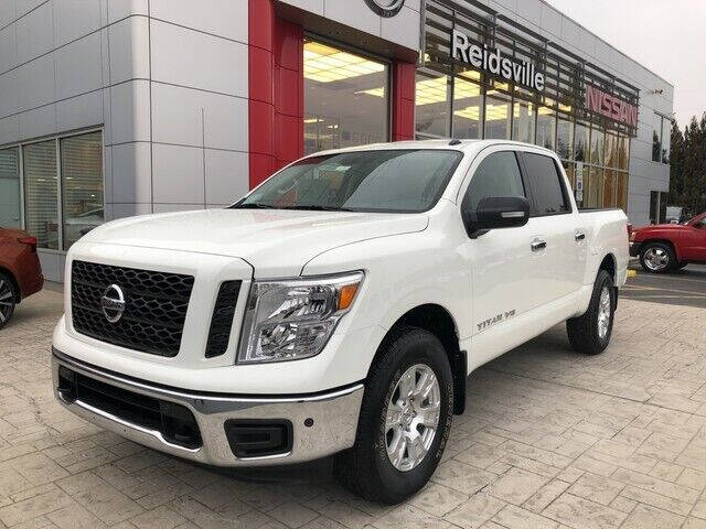 2019 Nissan Titan SV