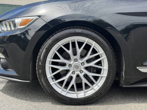 2017 Ford Mustang EcoBoost Premium