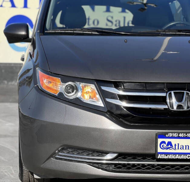 2015 Honda Odyssey EX photo 3