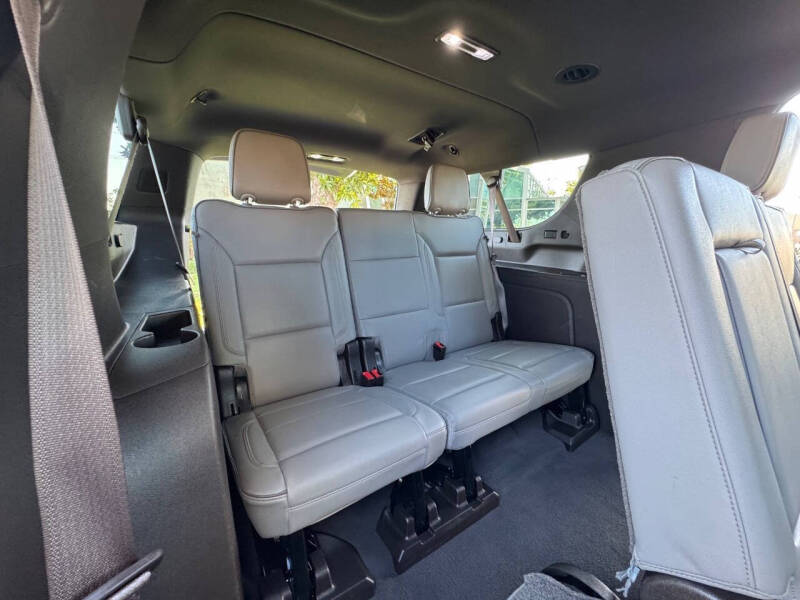 2021 GMC Yukon XL SLT