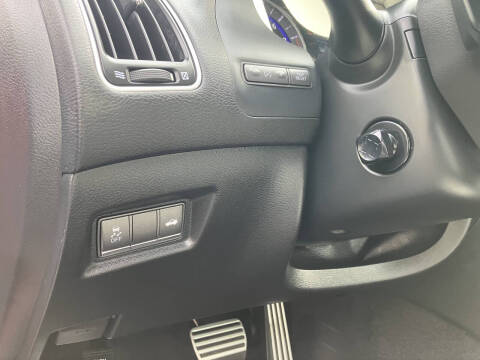 2017 Infiniti Q60 Red Sport 400