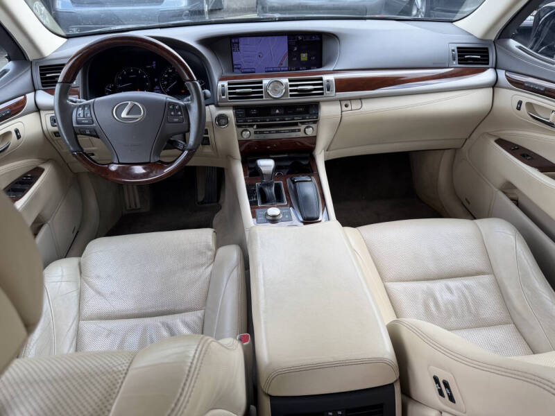 2013 Lexus LS 460