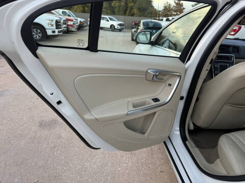 2014 Volvo S60 T5 Premier