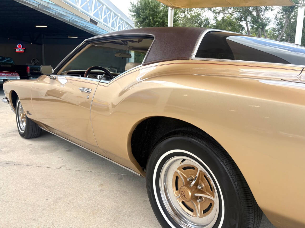 1971 Buick Riviera 14