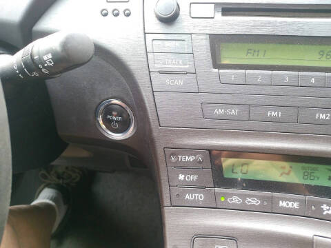 2011 Toyota Prius Two