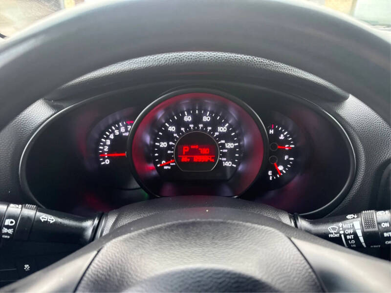 2015 Kia Soul +