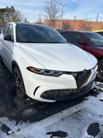 2024 Alfa Romeo Tonale Hybrid Veloce