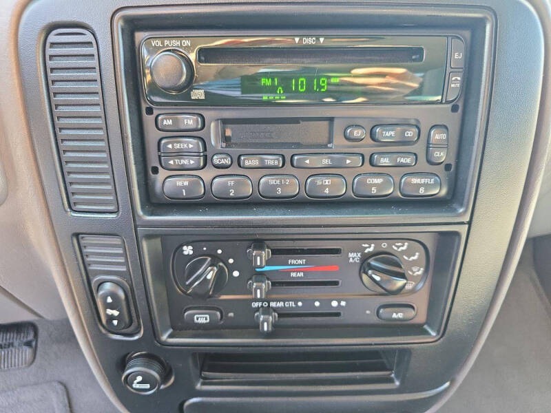 2002 Ford Windstar SE