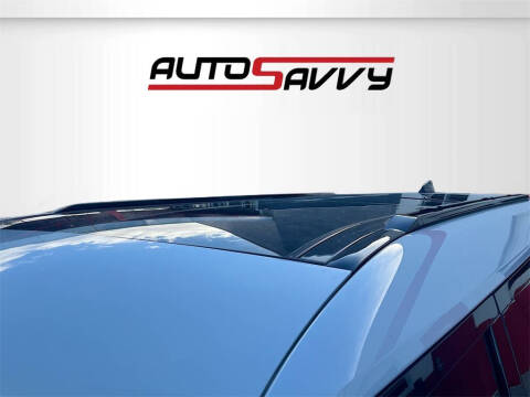 2023 Land Rover Defender 130 SE