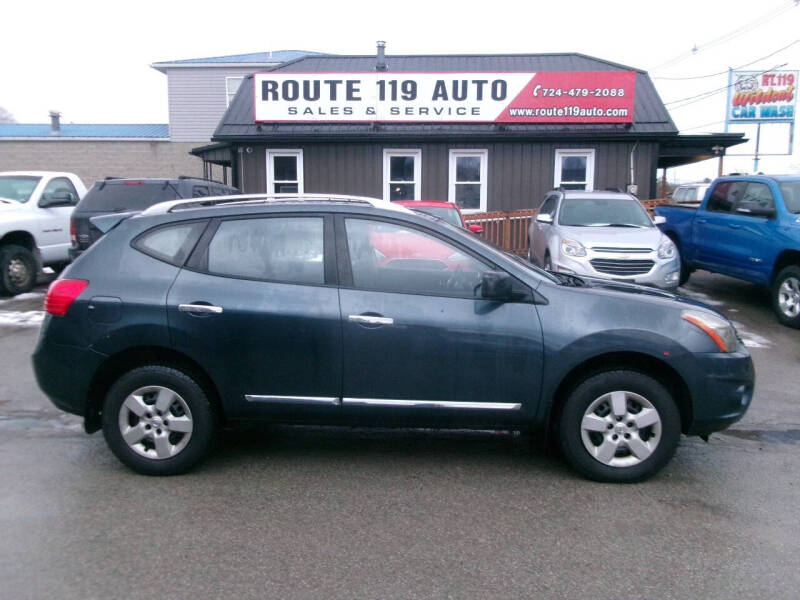 2015 Nissan Rogue Select S's photo