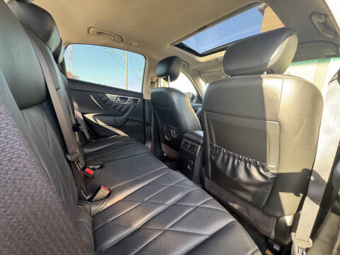 2010 Infiniti FX35