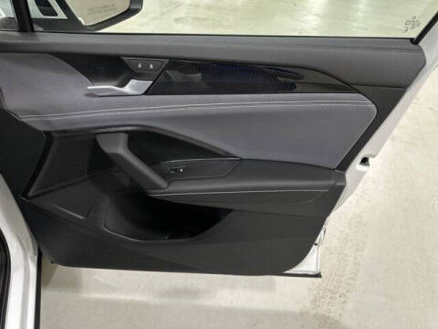 2025 Volkswagen Tiguan SE 4Motion