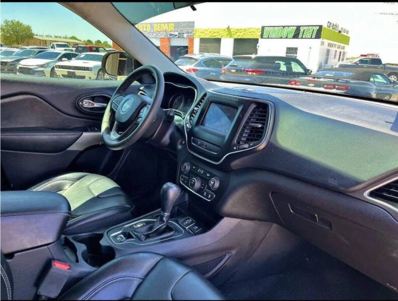 2017 Jeep Grand Cherokee Laredo E