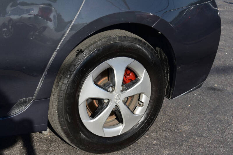 2015 Toyota Prius Two