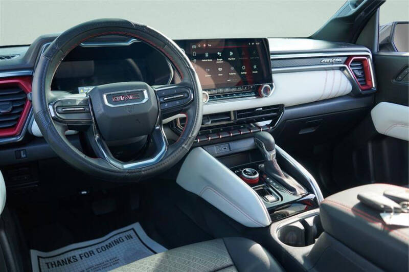 2024 GMC Canyon AT4X