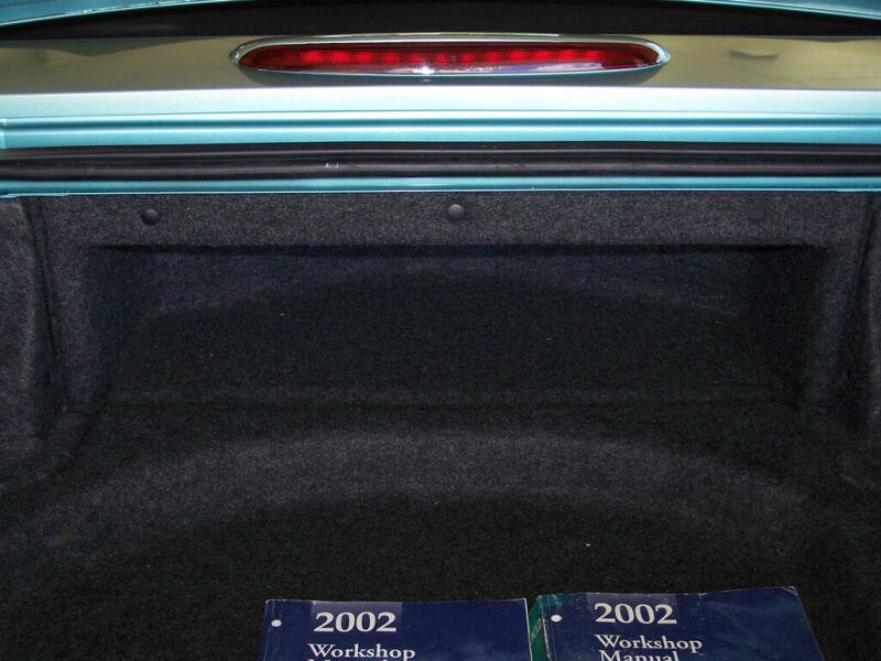 2002 Ford Thunderbird Deluxe