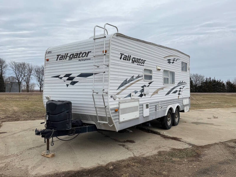 2004 Keystone RV TAIL-GATOR