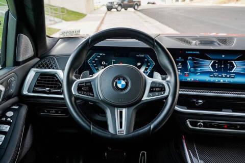 2025 BMW X7 M60i