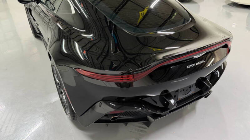 2019 Aston Martin Vantage