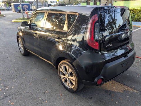 2014 Kia Soul +