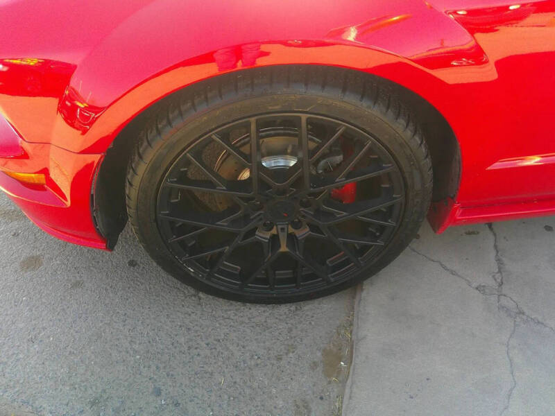 2006 Ford Mustang GT Deluxe