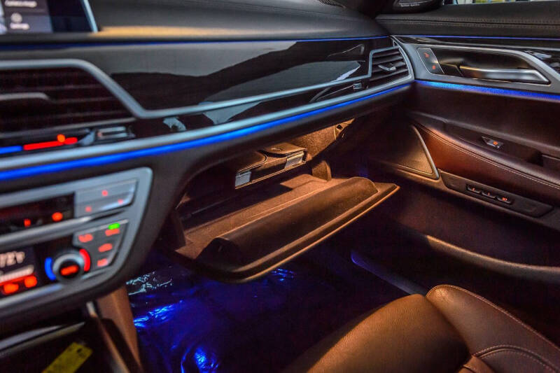 2020 BMW 7 Series 740i