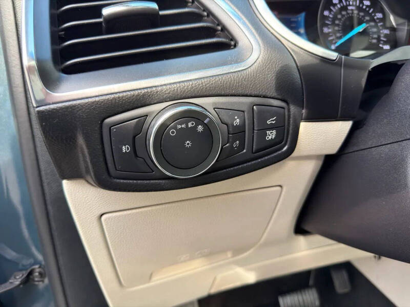 2019 Ford Edge Titanium