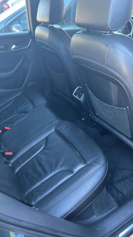 2016 Audi Q3 2.0T quattro Prestige